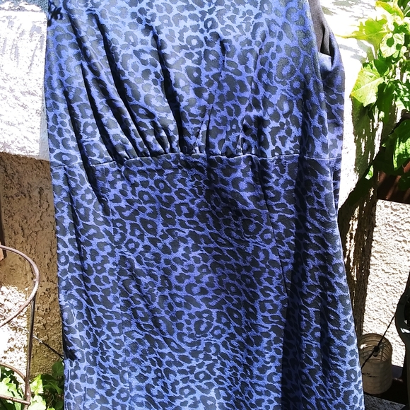 Vakko dress - Picture 1 of 4